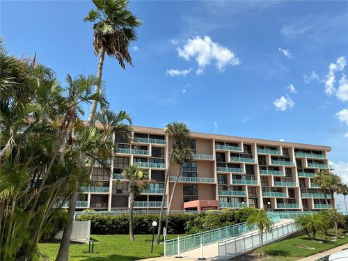 apt-213e-1 Key Capri, TREASURE ISLAND, FL, 33706-4946 | Card Image