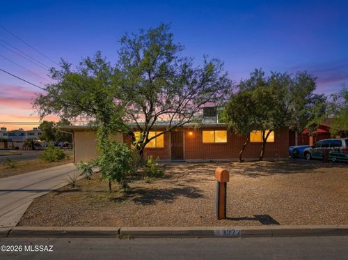 3372 E 24th Street, Tucson, AZ, 85713 | Card Image