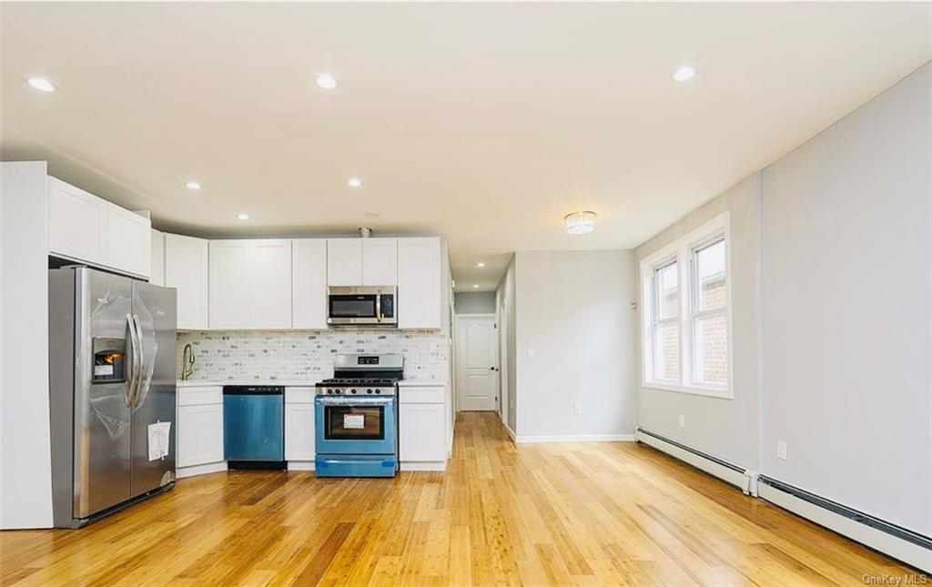 Paulding Ave, Bronx, NY 10469