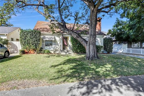 2405 Monte Vista St, Pasadena, CA, 91107-2521 | Card Image