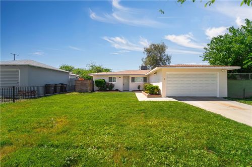 44141 Date Ave, Lancaster, CA, 93534-4426 | Card Image