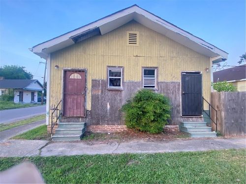 3231 33 Second Street, New Orleans, LA, 70125 | Card Image