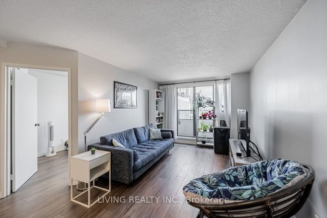 512 - 175 Hunter St E, Condo with 2 bedrooms, 1 bathrooms and 1 parking in Hamilton ON | Image 9