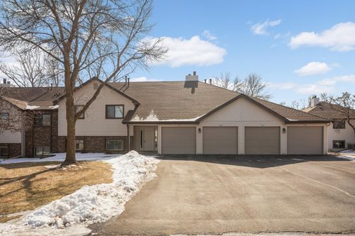 12229 42nd Ave N, Plymouth, MN, 55441-1237 | Card Image