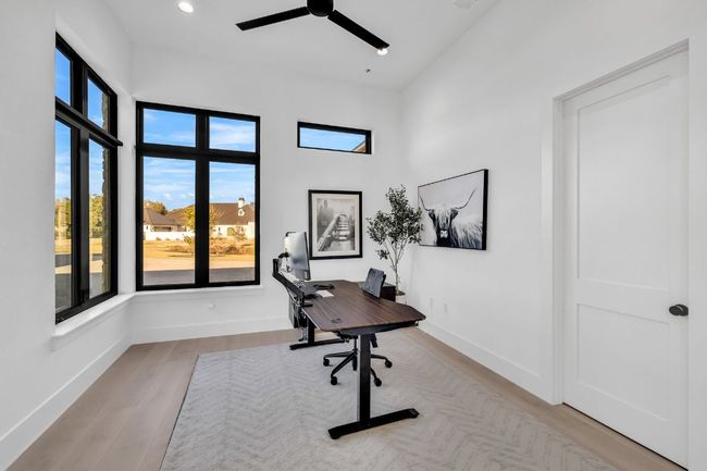 Office/Secondary Bedroom | Image 18
