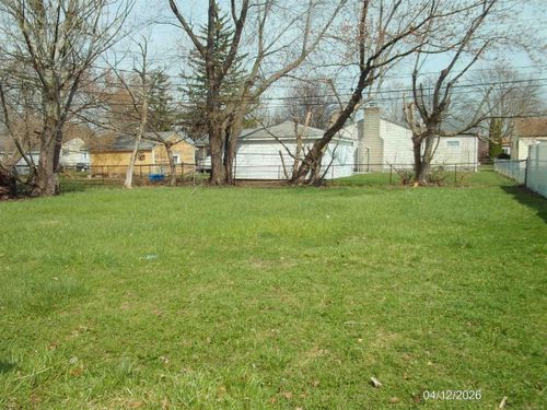 22316 Ira Blvd, Warren, MI, 48091-2582 | Card Image