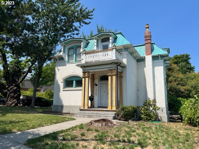 Court St, The Dalles, OR 97058
