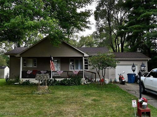 1185 Townsend Ave, Youngstown, OH, 44505-1267 | Card Image