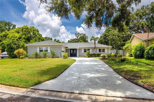 10504 Lacera Dr, Tampa, FL, 33618-4009 | Card Image