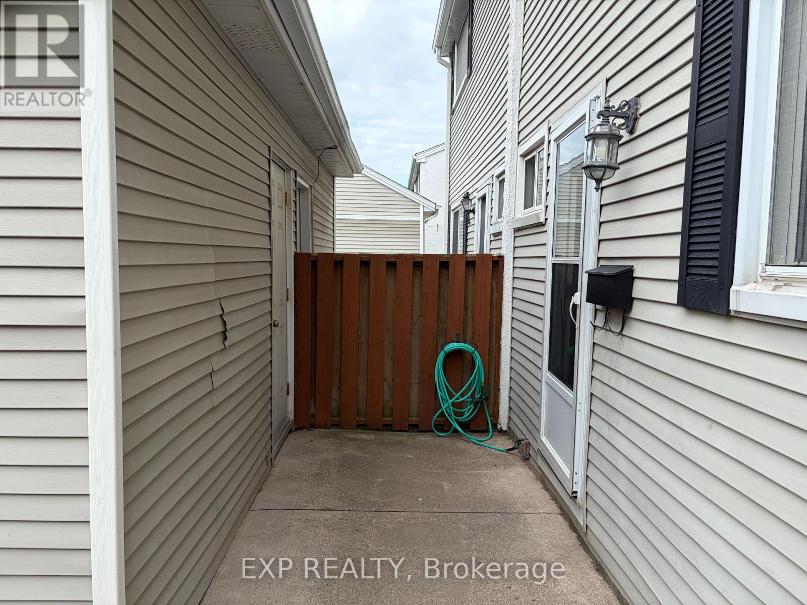 Residential Lease in Niagara Falls (Casey) 3