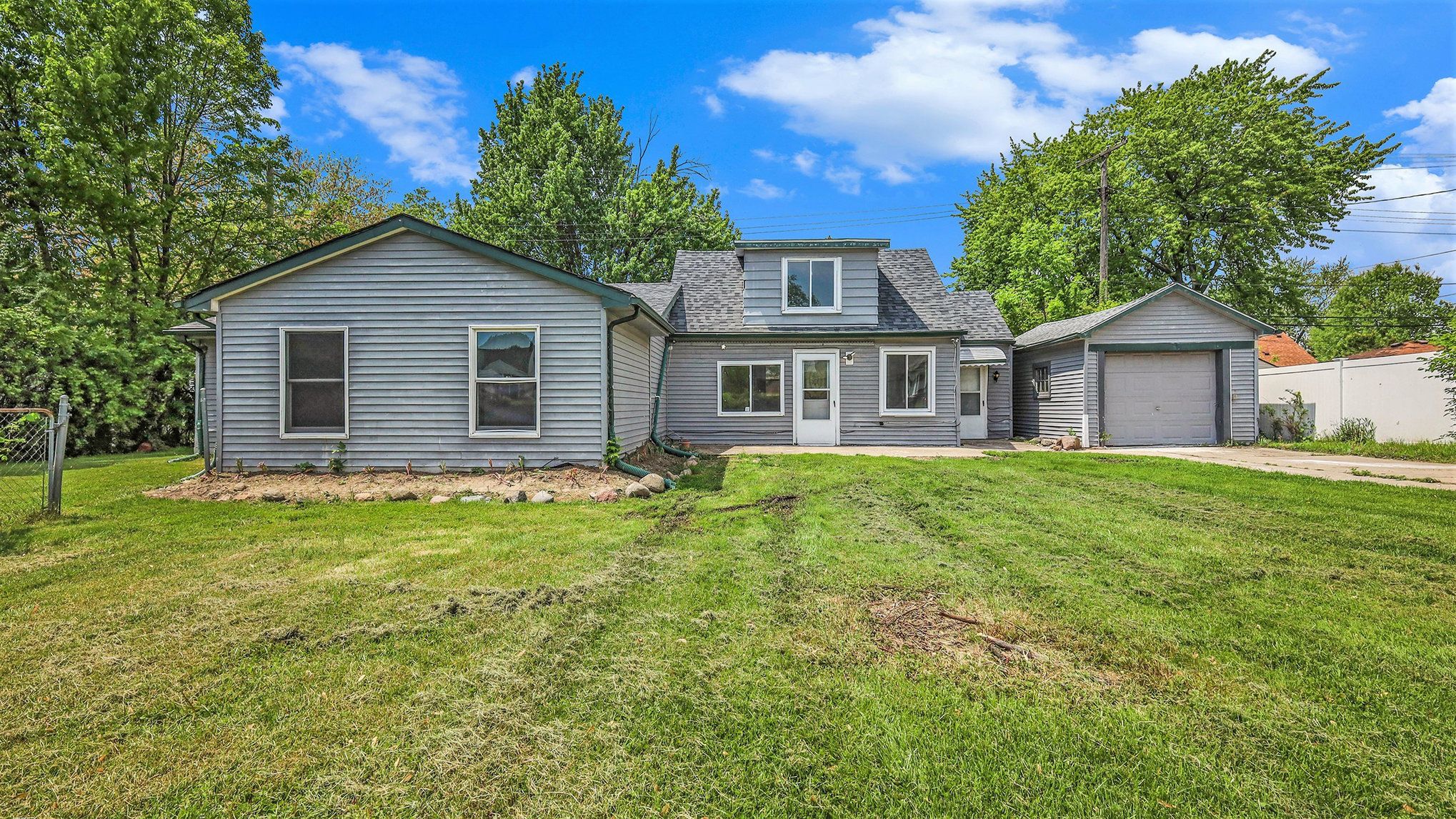 Pattow St, Roseville, MI 48066