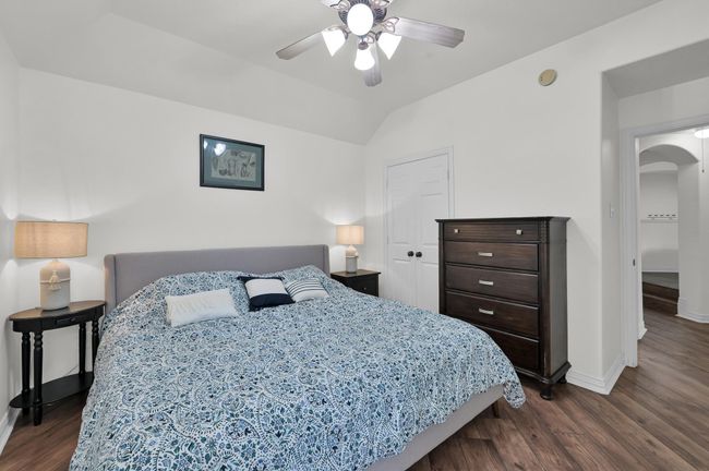 Alternate view of Bedroom 3. | Image 31