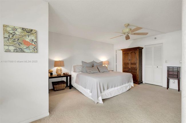 APT-904 - 2206 S Cypress Bend Dr, Condo with 1 bedrooms, 2 bathrooms and null parking in Pompano Beach FL | Image 17