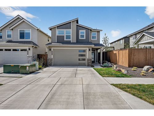 60903 Se Epic Pl, Bend, OR, 97702-3927 | Card Image