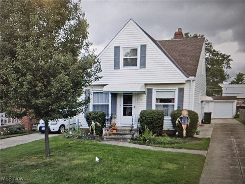 6110 Belmere Dr, Parma, OH, 44129-5105 | Card Image