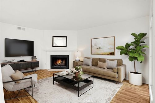 122-18411 Hatteras St, Tarzana, CA, 91356 | Card Image