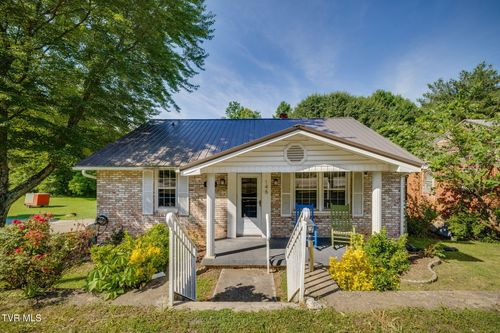 146 Arbutus Ave, Kingsport, TN, 37660-3316 | Card Image