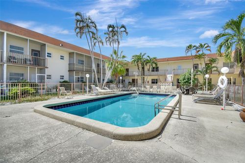 apt-201-415 Ne 2nd St, Hallandale Beach, FL, 33009-4309 | Card Image