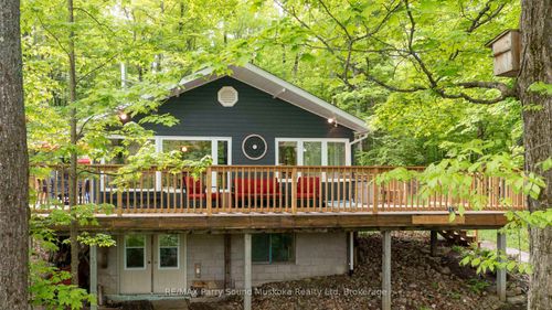 131 Downes Rd, Seguin, ON, P2A2W8 | Card Image