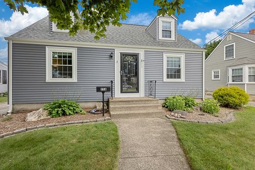 116 Daggett Ave, Pawtucket, RI, 02861-2764 | Card Image