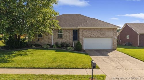 507 Deer Run Dr, Sellersburg, IN, 47172-9767 | Card Image