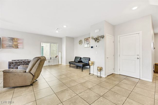 1054 Twincrest Ave, House other with 4 bedrooms, 3 bathrooms and null parking in North Las Vegas NV | Image 11