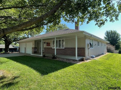 730 9th St, Adams, NE, 68301-8271 | Card Image