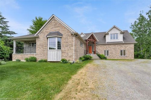 635 Millgrove Side Rd, Waterdown, ON, L8B0W7 | Card Image