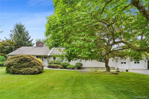 30 Palmer Ln, Thornwood, NY, 10594-2209 | Card Image