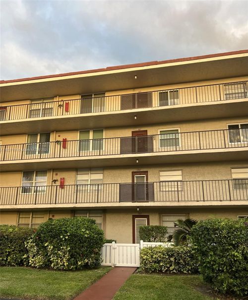 107-27 Abbey Ln, Delray Beach, FL, 33446 | Card Image
