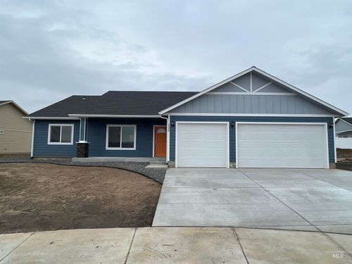 1743 Yellowstone Ct, Lewiston, ID, 83501-1003 | Card Image