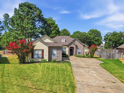 2700 Muscadine, Conway, AR, 72034-6984 | Card Image