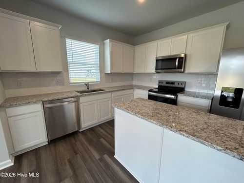 591 Coronado Ave, Leland, NC, 28451-2966 | Card Image