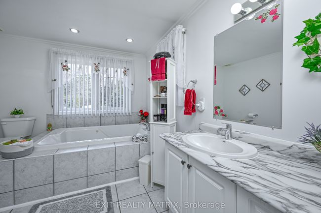 2573 Mitchell St, House other with 4 bedrooms, 4 bathrooms and 15 parking in Metcalfe ON | Image 15