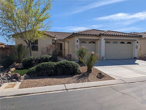 5823 Reeves Springs Ave, Las Vegas, NV, 89131-2967 | Card Image