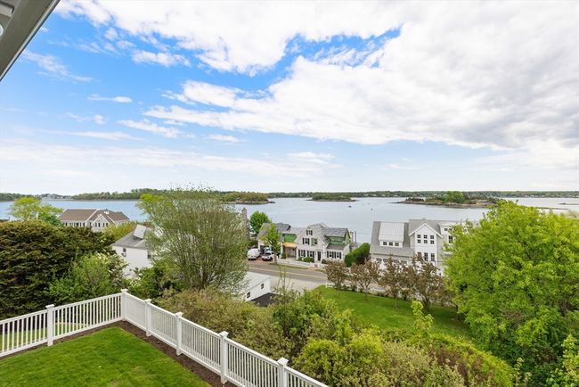 22 Marion St, House other with 4 bedrooms, 5 bathrooms and 4 parking in Hingham MA | Image 42