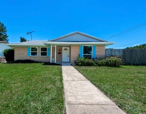 4430 Windsor Dr, Garland, TX, 75042-5235 | Card Image