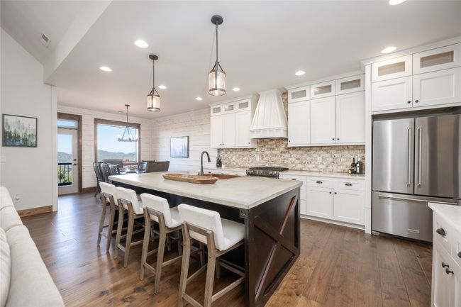 62 Channel View Dr, House other with 4 bedrooms, 5 bathrooms and null parking in Cullowhee NC | Image 27