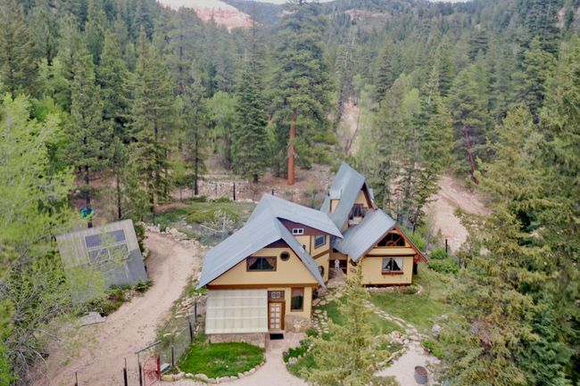 Front of Home | Image 5