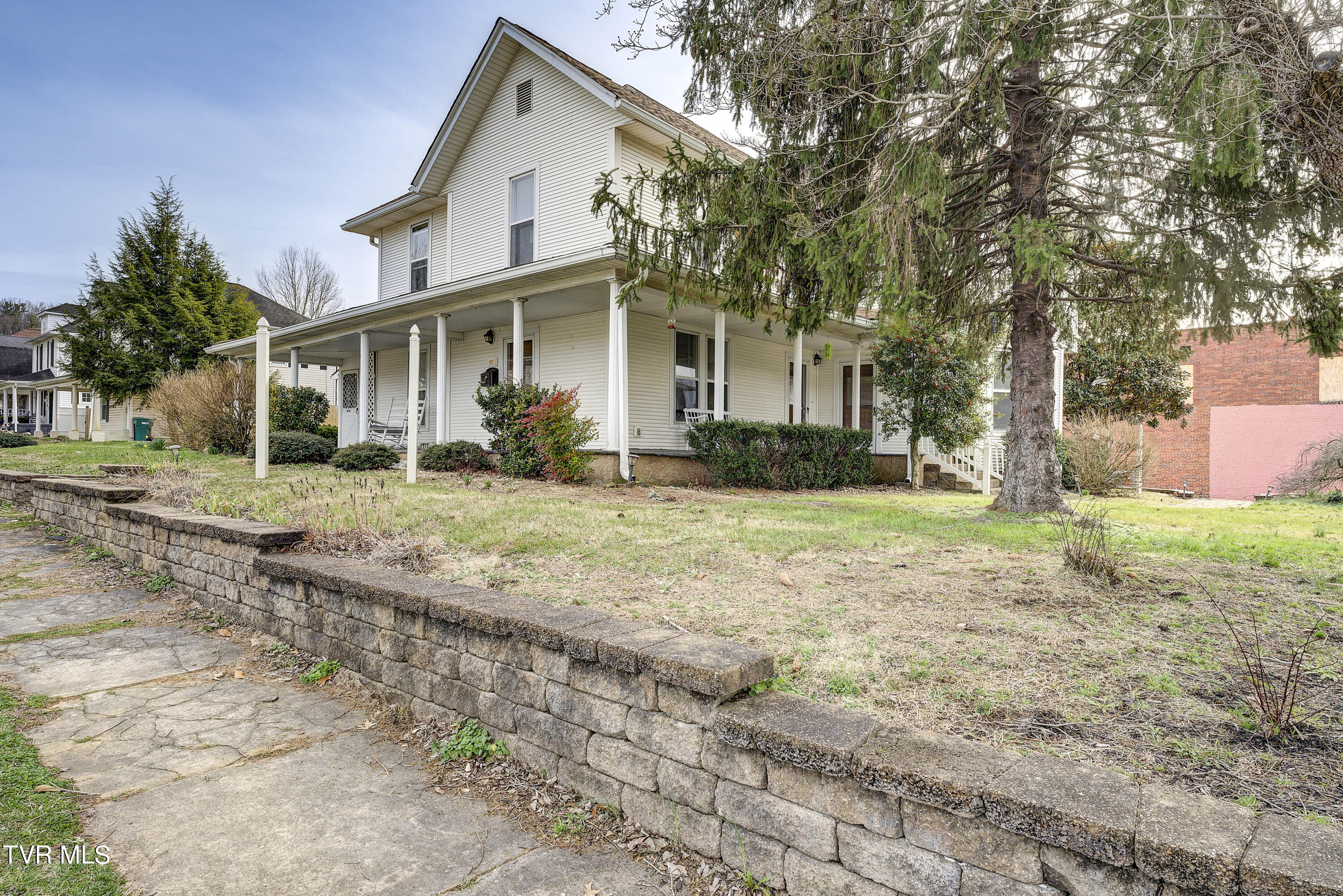 2nd St, Erwin, TN 37650