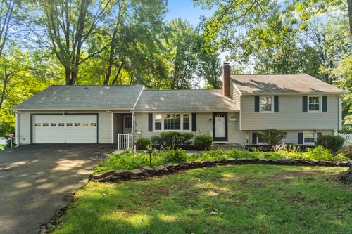 1464 Tuttle Ave, Wallingford, CT, 06492-3321 | Card Image