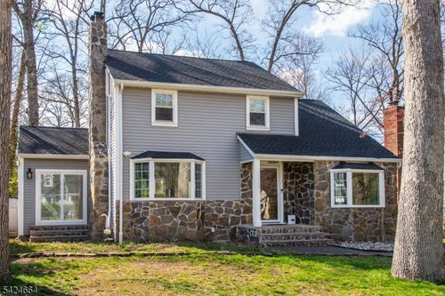 91 Beechwood Dr, Wayne, NJ, 07470-5609 | Card Image