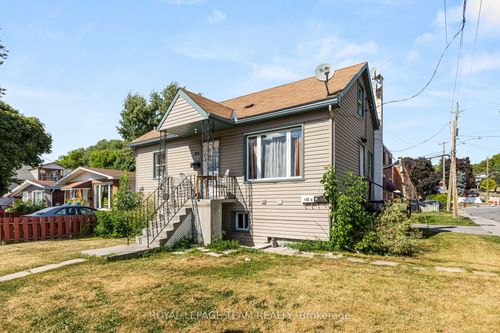 105 Jolliet Ave, Vanier, ON, K1L5H1 | Card Image