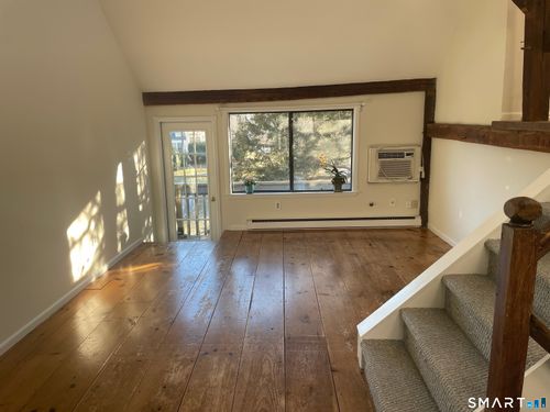 1d-274 Church St, Guilford, CT, 06437-2433 | Card Image