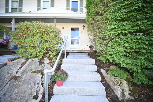56-56 Pine Hill Dr, Bath, ME, 04530-2084 | Card Image