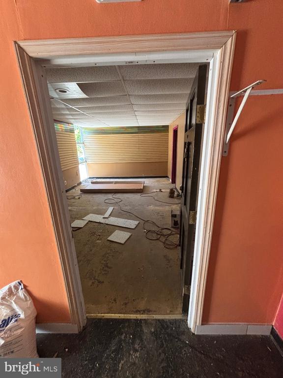 Commercial Lease in MT LAUREL 3
