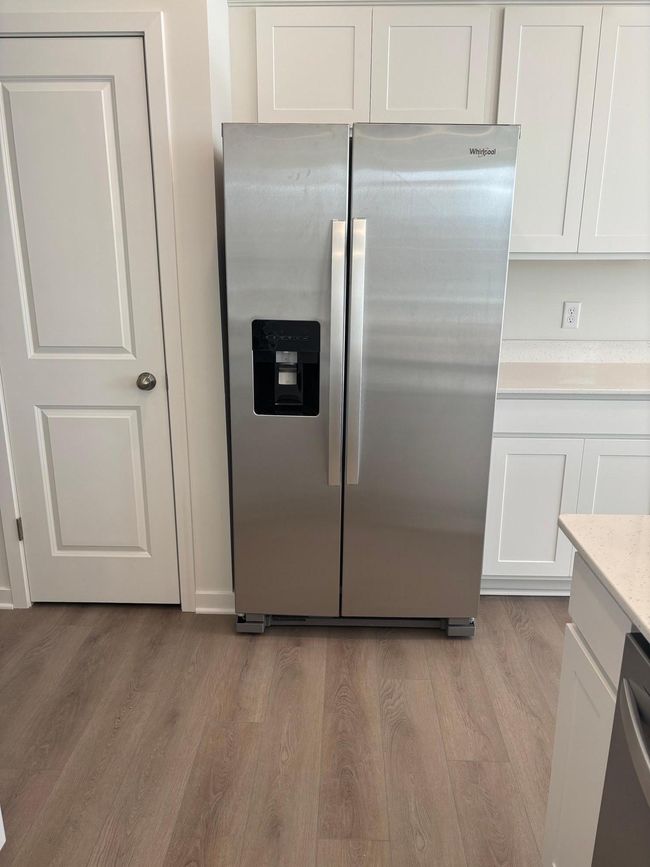 Nice Fridge!! | Image 11