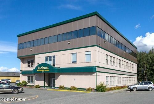 4241 B St, Anchorage, AK, 99503-5920 | Card Image