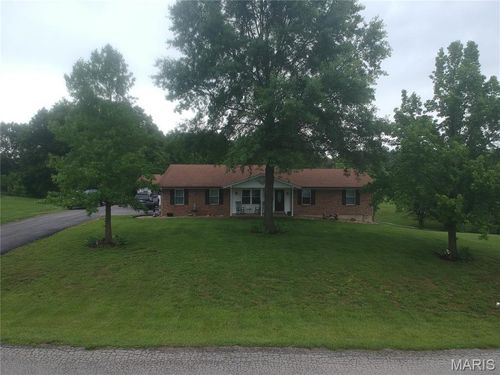 1118 Emerald Dr, Moscow Mills, MO, 63362-1905 | Card Image