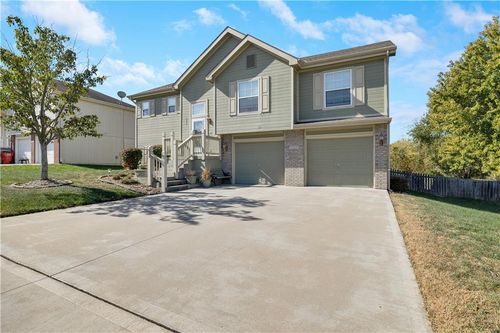 1304 Cross Creek Drive, Grain Valley, MO, 64029 | Card Image